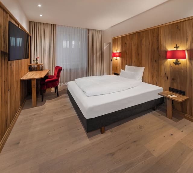 Superior Single Room