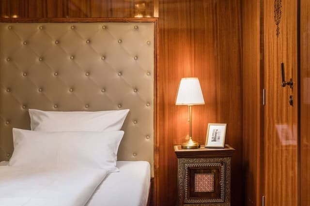 Business Single Room