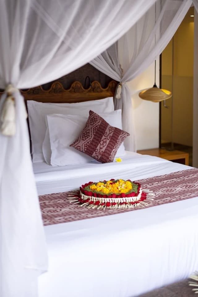 One-Bedroom Villa with Private Pool - King Bed