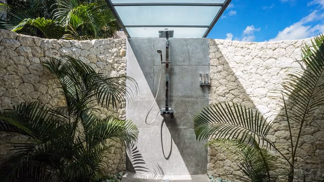 Three-Bedroom Villa with Private Pool and Sea View