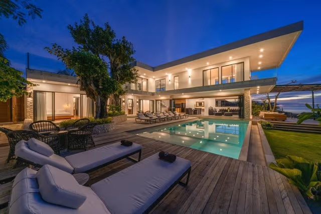 Namaskar Villa - Five-bedroom Villa With Private Pool And Sea View