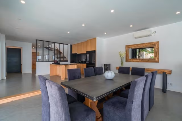 Namaskar Villa - Five-bedroom Villa With Private Pool And Sea View