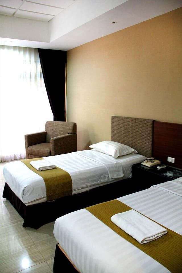 Deluxe Double or Twin Room