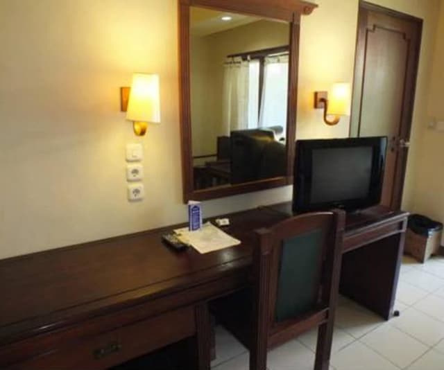 Standard Double or Twin Room, Garden View