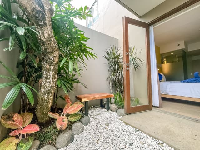 Deluxe Garden Room