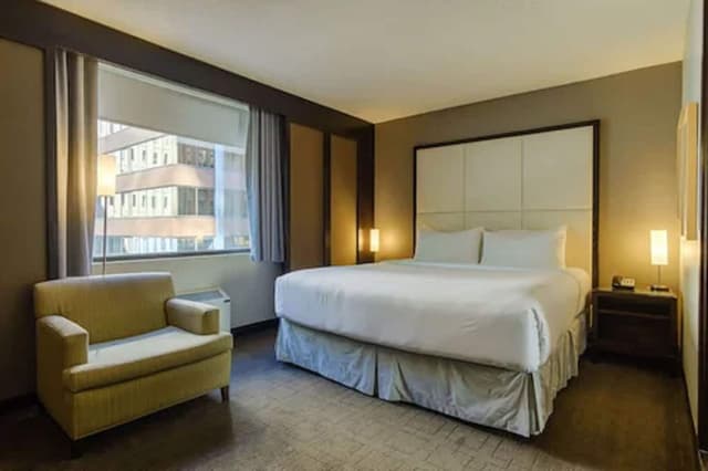 Romantic Luxury Suite