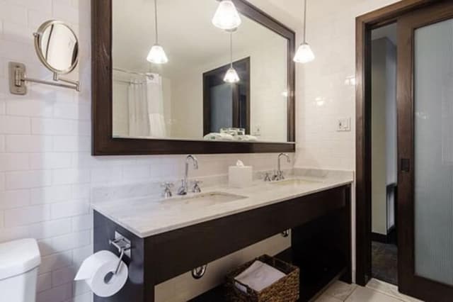 Romantic Luxury Suite