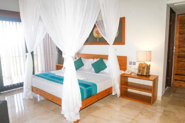 Junior Suite, 2 Twin Beds, Jetted Tub, Ocean View