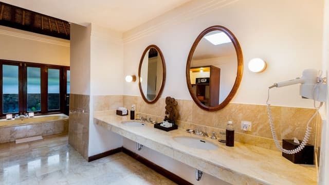 Valley View Family Pool Villa