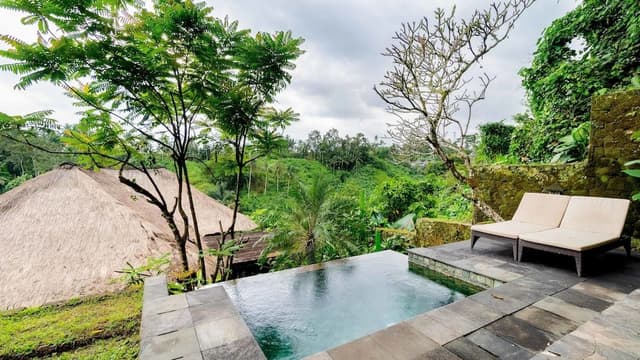 Valley View Family Pool Villa