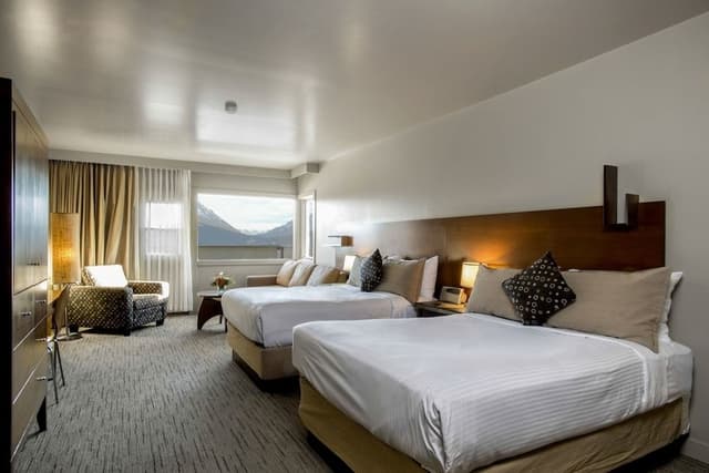 Deluxe Room, 2 Queen Beds, Mountain View (Deluxe Valley Room)