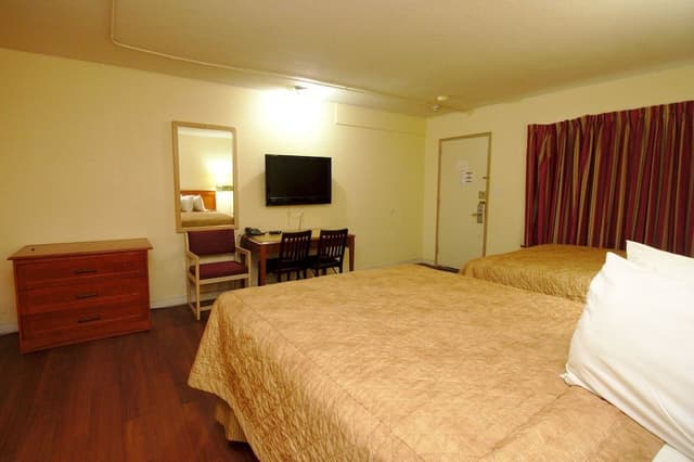 Standard Double Room, 2 Queen Beds
