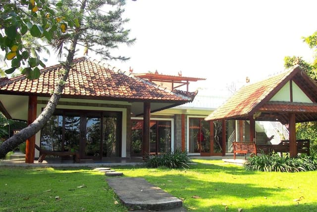 Two Bedroom Villa with Garden View