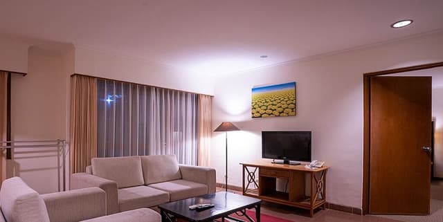 One-Bedroom Suite