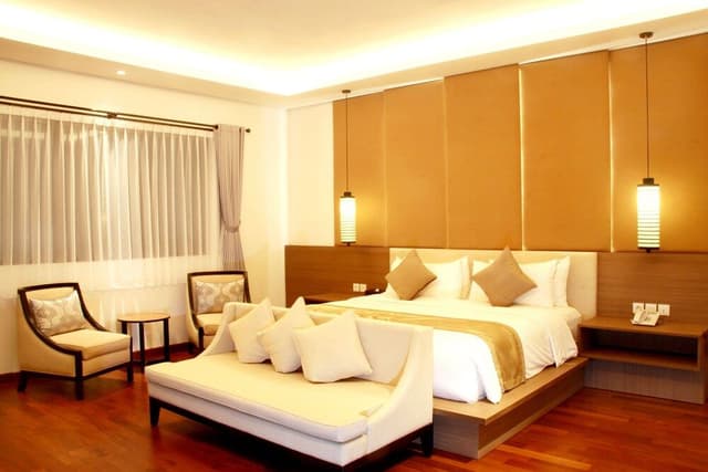Exclusive Villa, 3 Bedrooms, Ensuite, Poolside