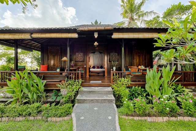 One Bedroom Wooden Villa Jatayu