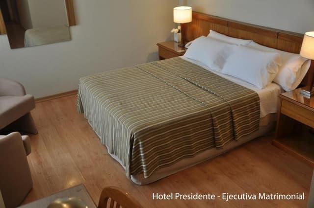 Executive Queen Room