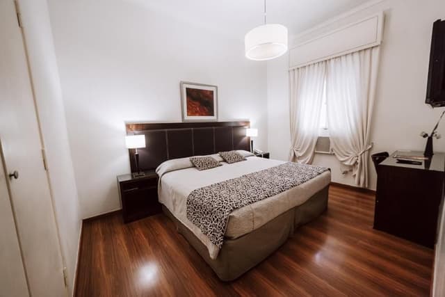 Superior Two-Bedroom Apartment (5 Adults)