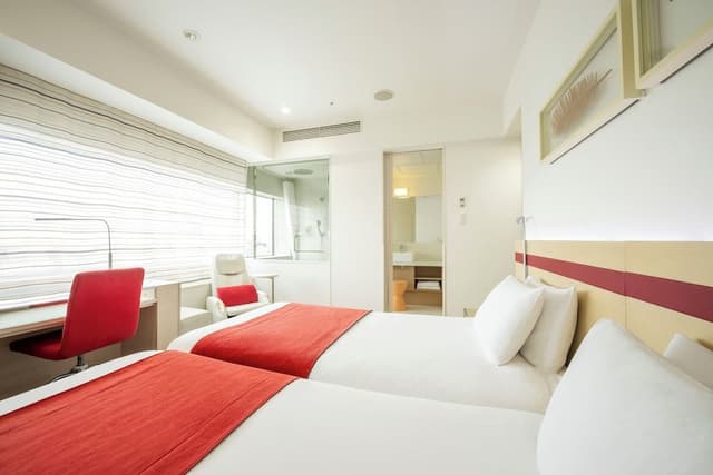 Twin Room - Non-Smoking