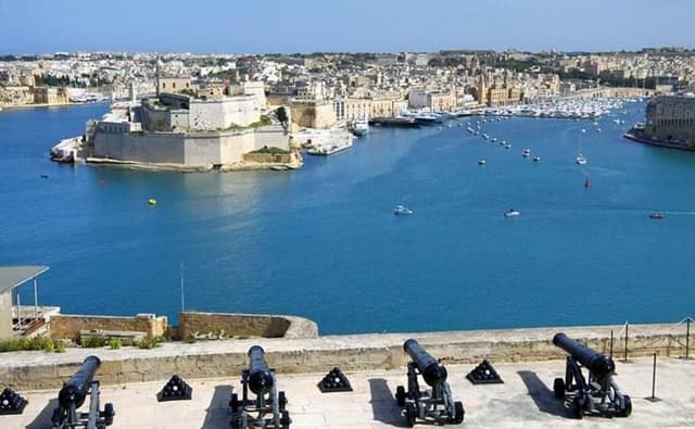 [DISABLED]Superior Double or Twin Room with 90-Minute Cruise