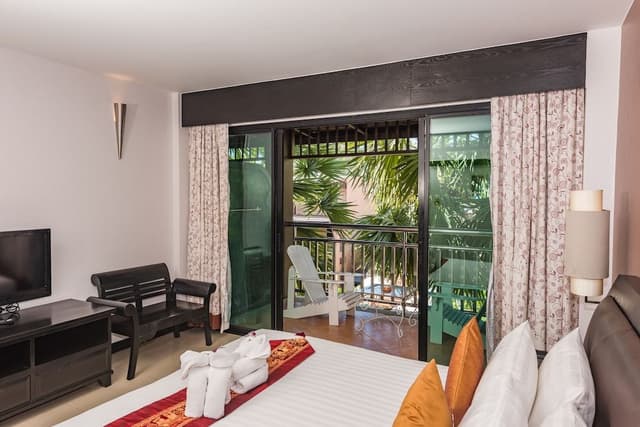 Deluxe Double or Twin Room