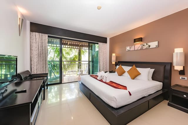 Deluxe Double or Twin Room