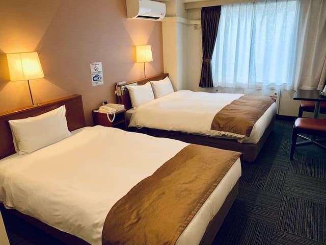 [24 hours Stay Plan] Standard Twin Room(1 Single Bed,1 Double Bed)(check-in after 12pm), Non Smoking