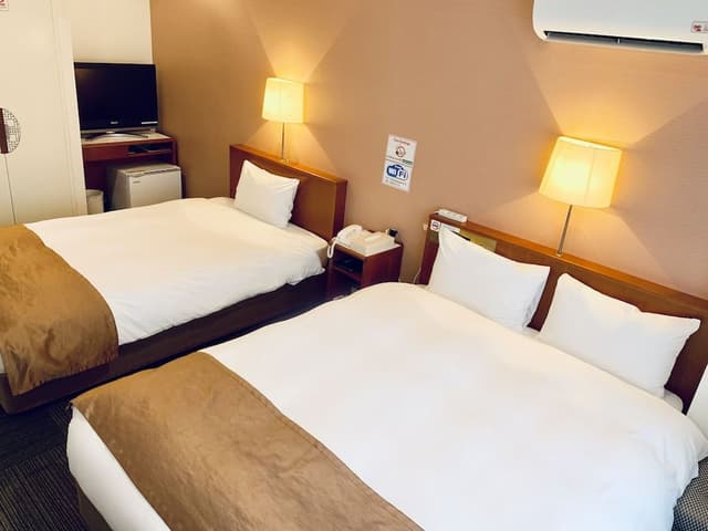[24 hours Stay Plan] Standard Twin Room(1 Single Bed,1 Double Bed)(check-in after 12pm), Non Smoking