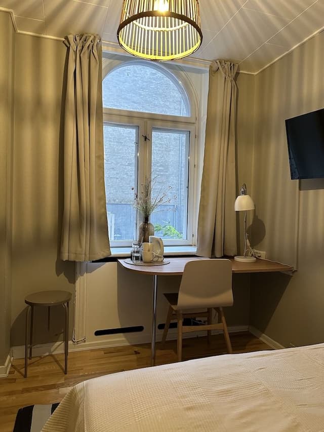 Single / Small Double Room