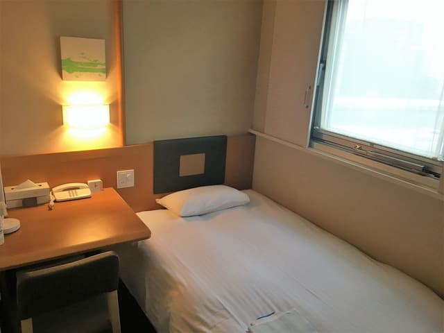 Single Room, Smoking