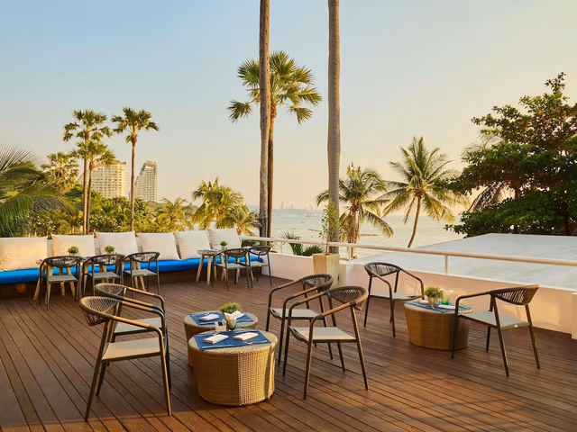 Executive Room, 2 Twin Beds, Club Lounge Access, Sea View