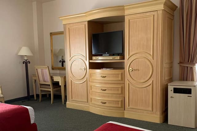 2 Double Beds, Non-Smoking, Continental Breakfast