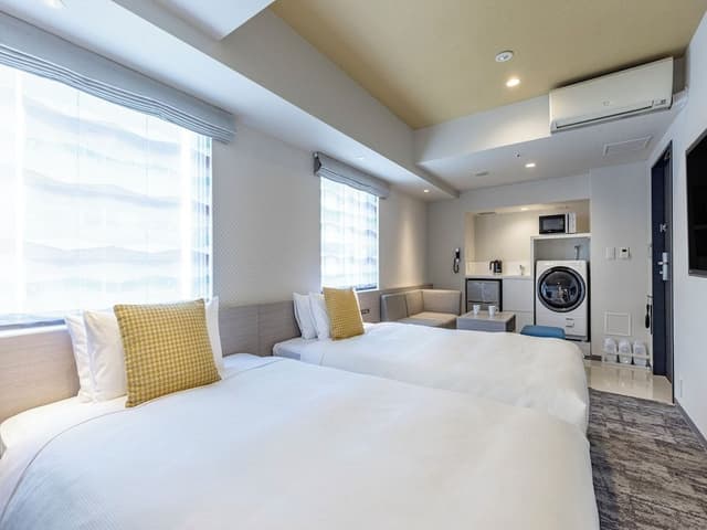[3 Person Use] Superior Twin Room with 2 Single Beds and Extra Bed Room with Washer-Dryer