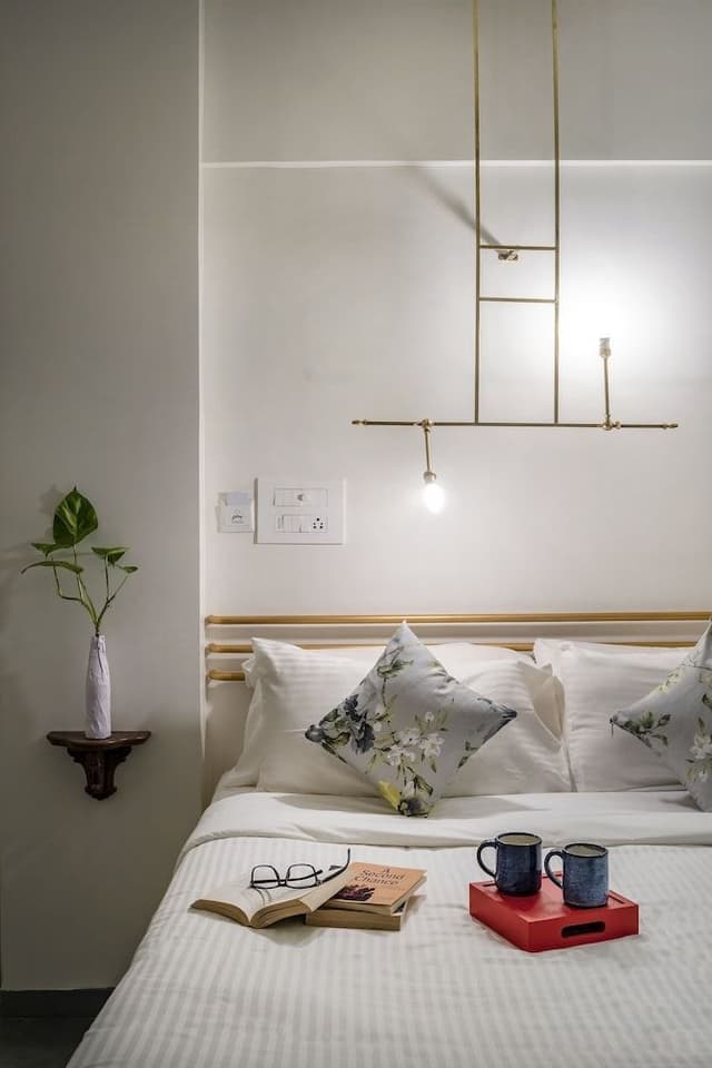Luxury Room (Queen Bed)