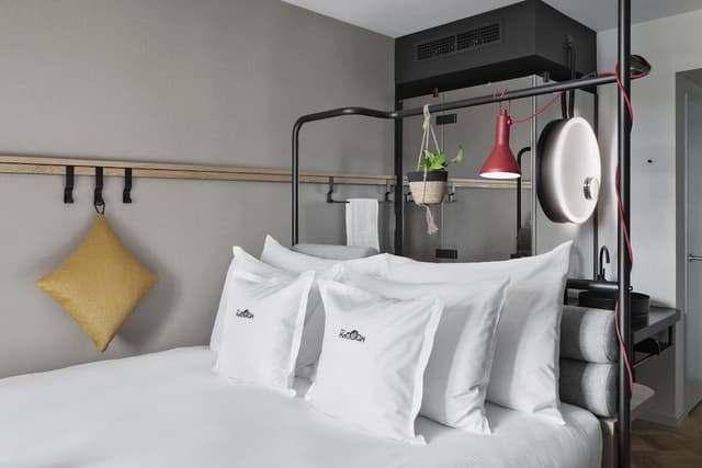 Premium Double Room ("Amazing")