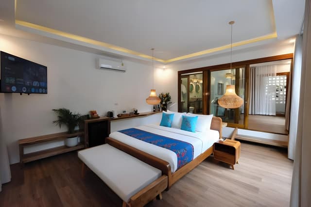 Jacuzzi Suite