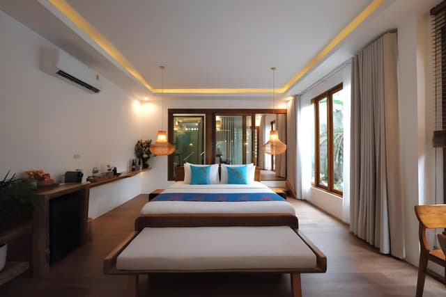 Jacuzzi Suite