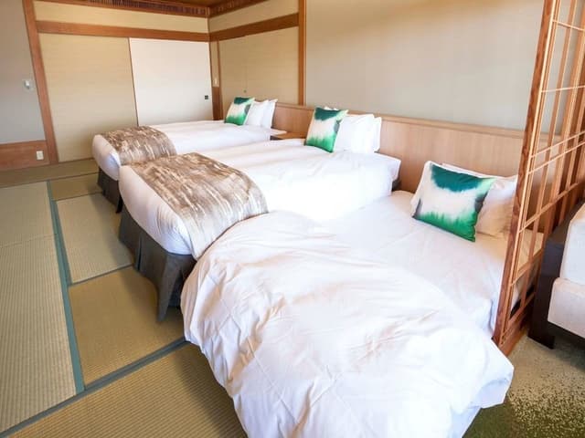 Superior Twin Room, Non Smoking, Golf View [Please arrive no later than 6 PM for dinner]