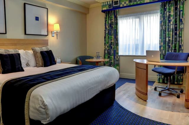 Executive Room, 1 King Bed, Non Smoking