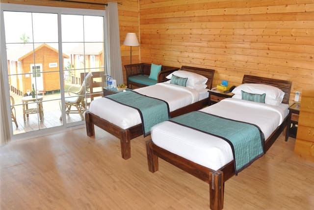 Grand Cottage, 1 Double Bed, Partial Sea View