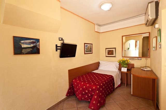 Single Room