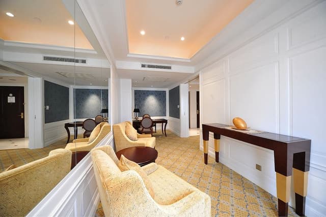 Executive Suite