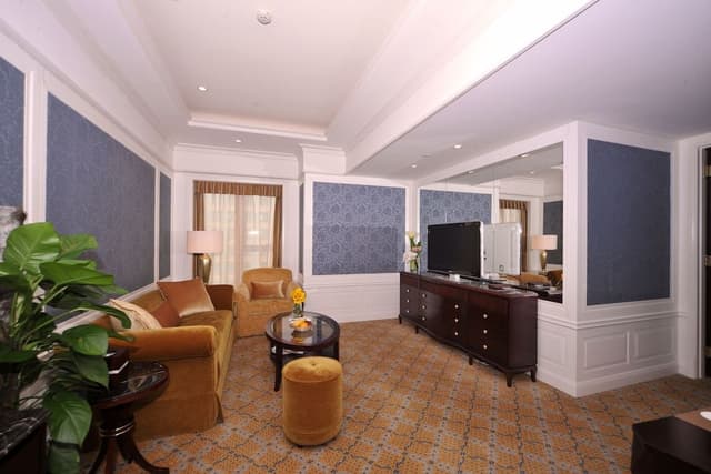 Business Suite