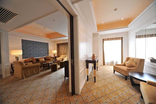 Executive Suite