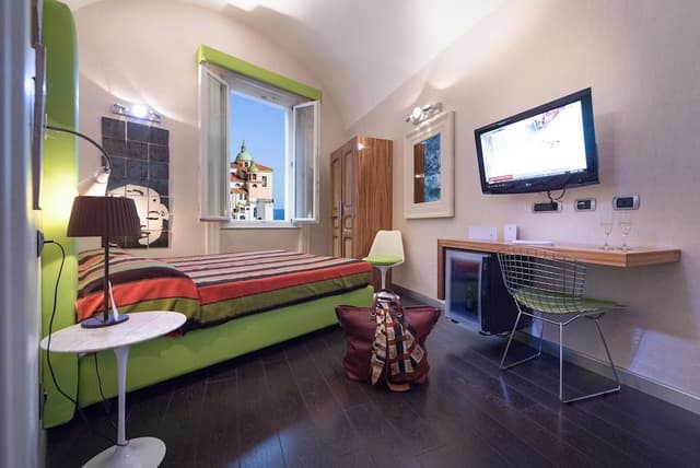 Classic Double Room, Jetted Tub, Partial Sea View