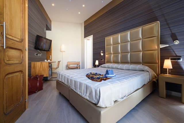 Classic Double Room, Partial Sea View