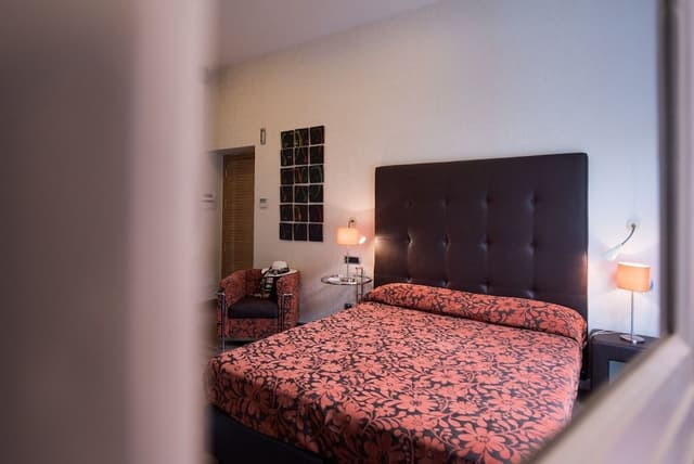 Classic Double Room, Jetted Tub, Partial Sea View