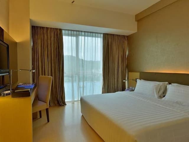 Superior King Room