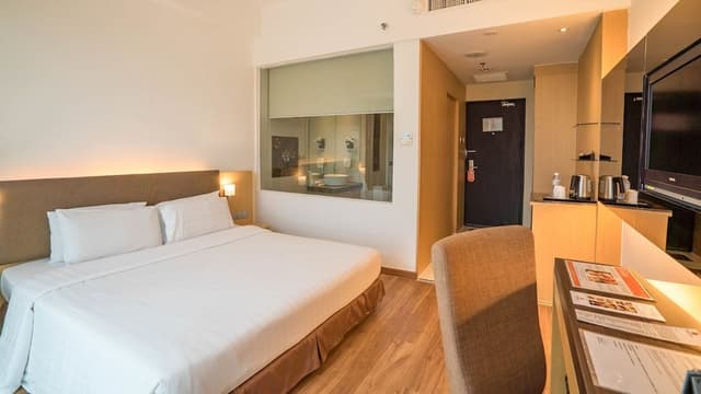 Superior King Room