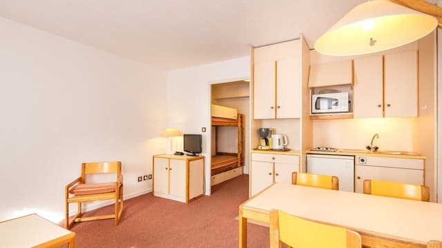 Studio 4 personnes avec coin nuit